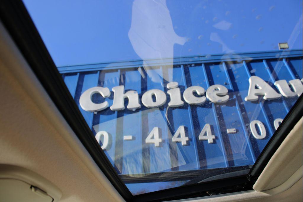 used 2004 Toyota Sienna car, priced at $3,500