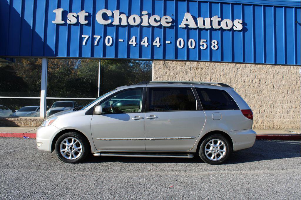 used 2004 Toyota Sienna car, priced at $3,500