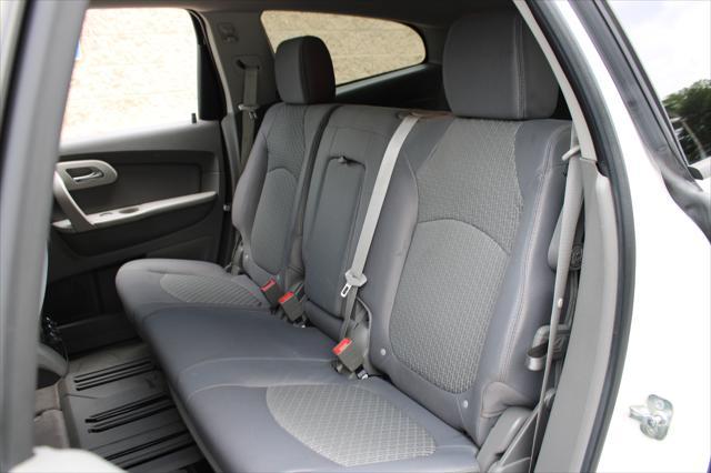used 2011 Chevrolet Traverse car, priced at $4,999
