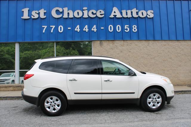 used 2011 Chevrolet Traverse car, priced at $4,999