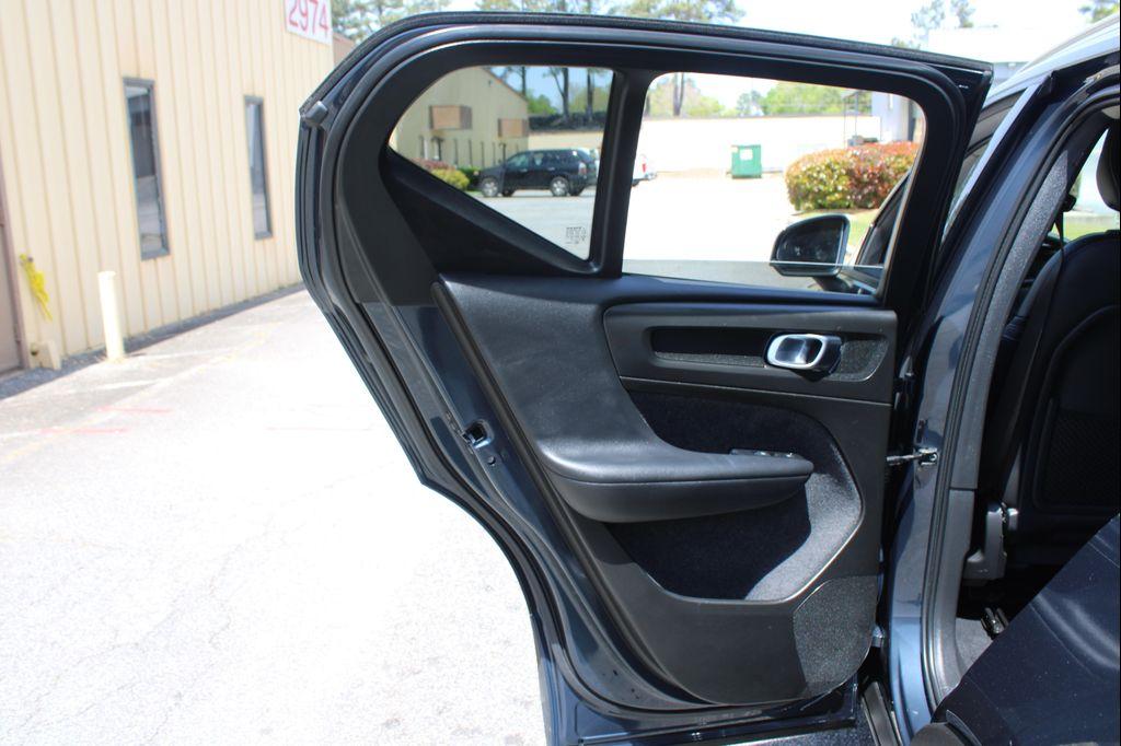 used 2022 Volvo XC40 car, priced at $15,999
