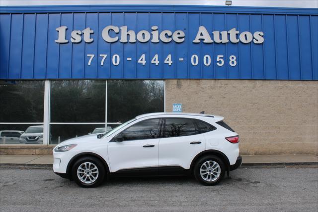 used 2022 Ford Escape car, priced at $10,999