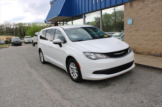 used 2017 Chrysler Pacifica car, priced at $11,999
