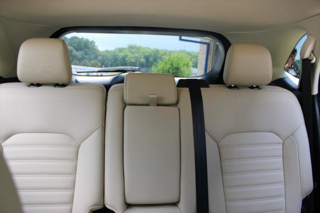 used 2021 Ford Edge car, priced at $15,999