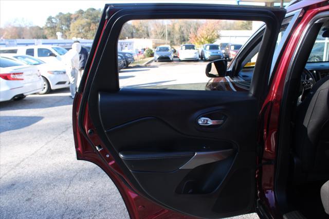 used 2019 Jeep Cherokee car, priced at $9,999