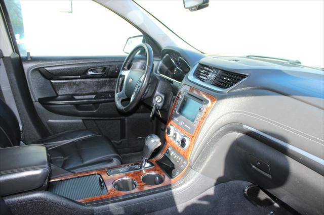 used 2014 Chevrolet Traverse car, priced at $8,500