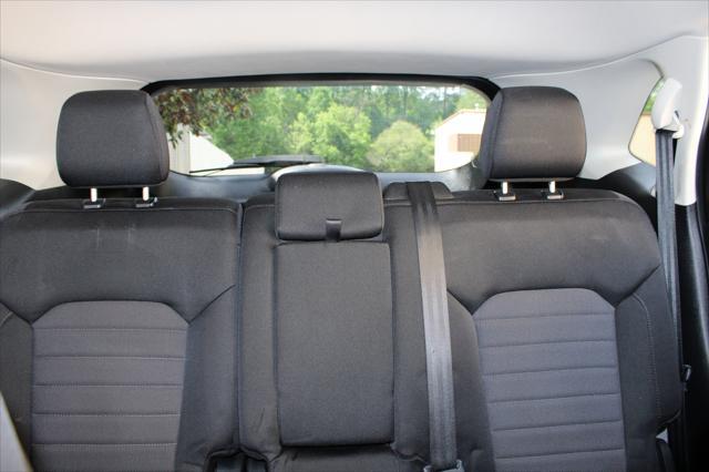 used 2015 Ford Edge car, priced at $8,999