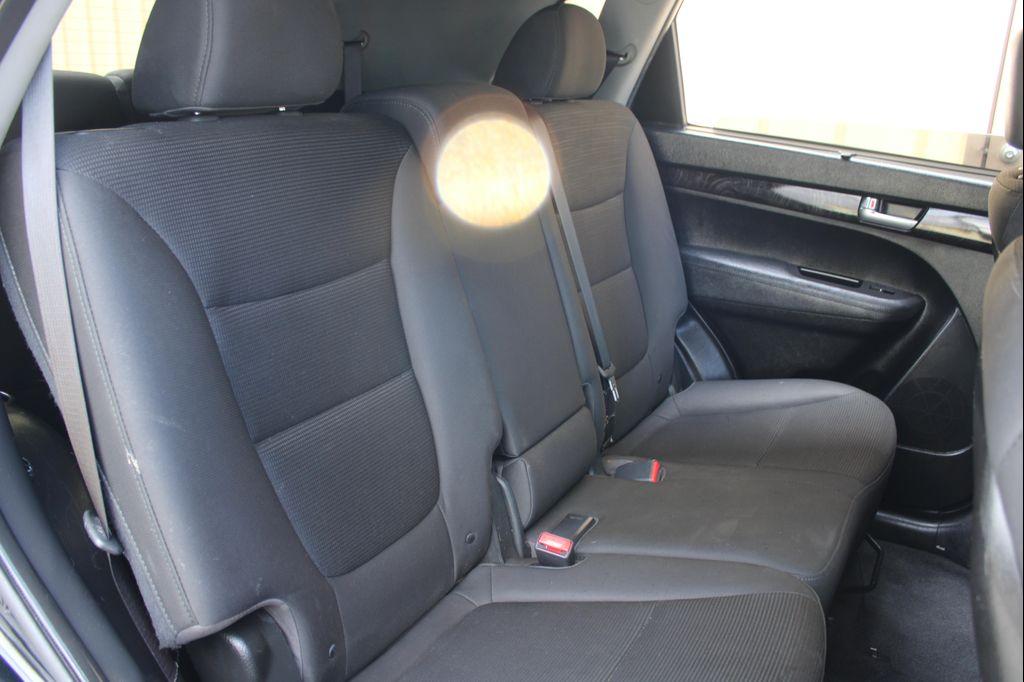 used 2014 Kia Sorento car, priced at $3,999