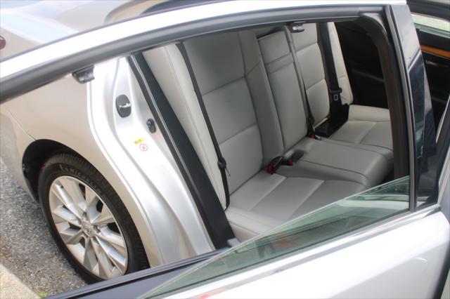 used 2014 Lexus ES 300h car, priced at $11,999