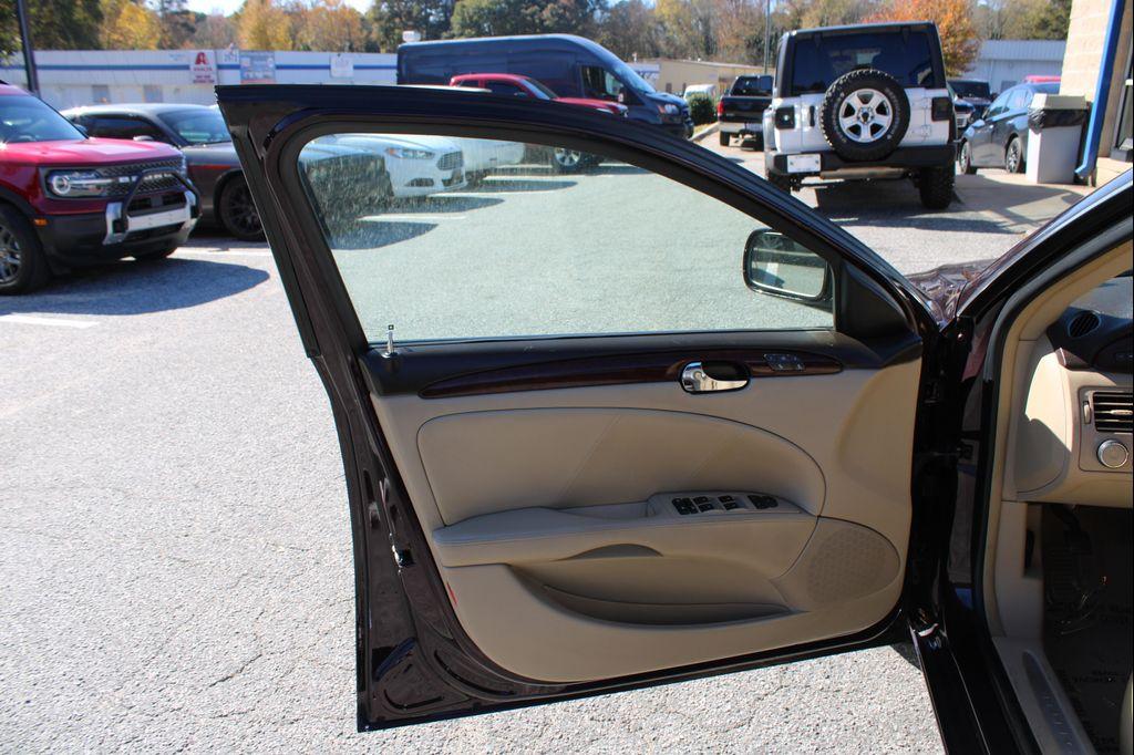 used 2009 Buick Lucerne car, priced at $5,999