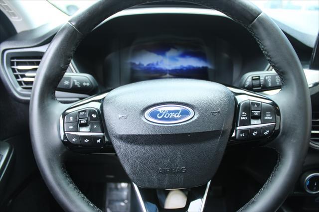 used 2022 Ford Escape car, priced at $15,999