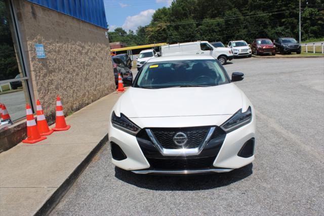 used 2022 Nissan Maxima car, priced at $18,000