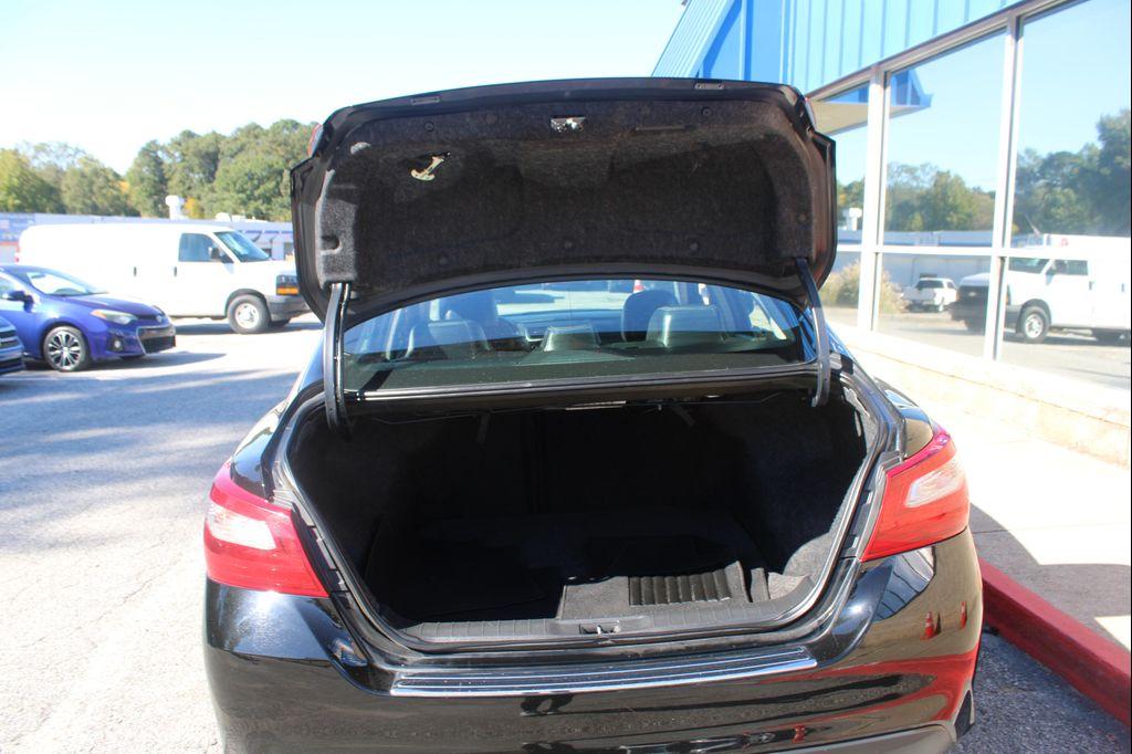 used 2018 Nissan Altima car, priced at $10,000