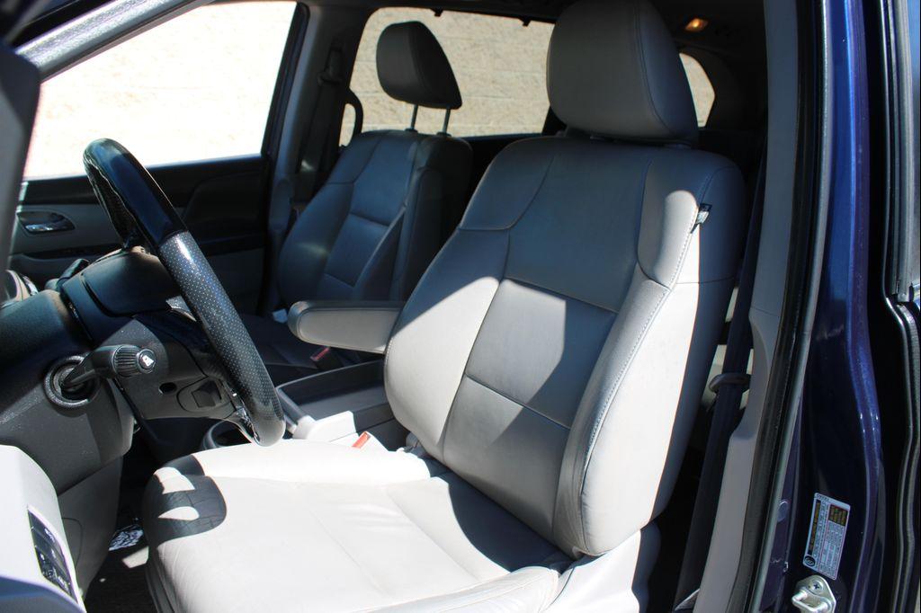 used 2016 Honda Odyssey car, priced at $11,999