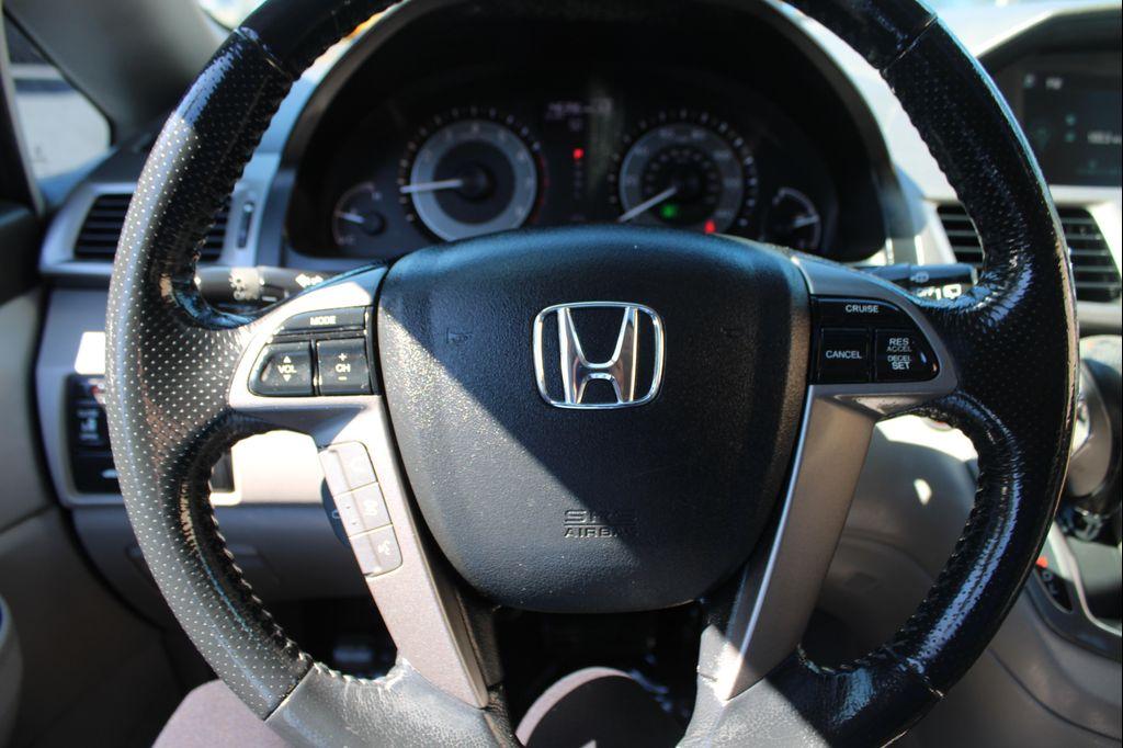 used 2016 Honda Odyssey car, priced at $11,999