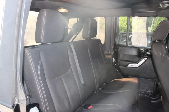 used 2015 Jeep Wrangler Unlimited car, priced at $17,999