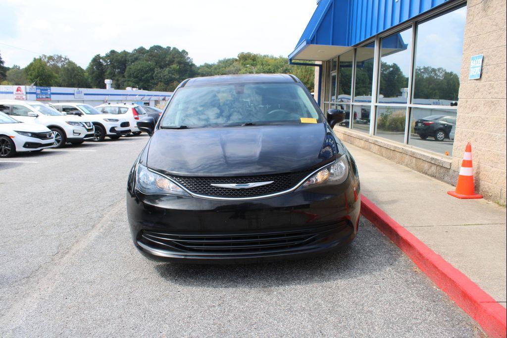 used 2017 Chrysler Pacifica car, priced at $10,999
