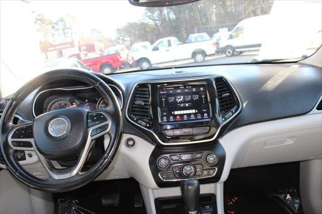 used 2020 Jeep Cherokee car, priced at $10,999