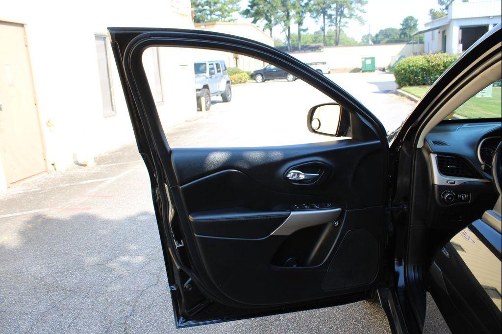 used 2017 Jeep Cherokee car, priced at $9,999