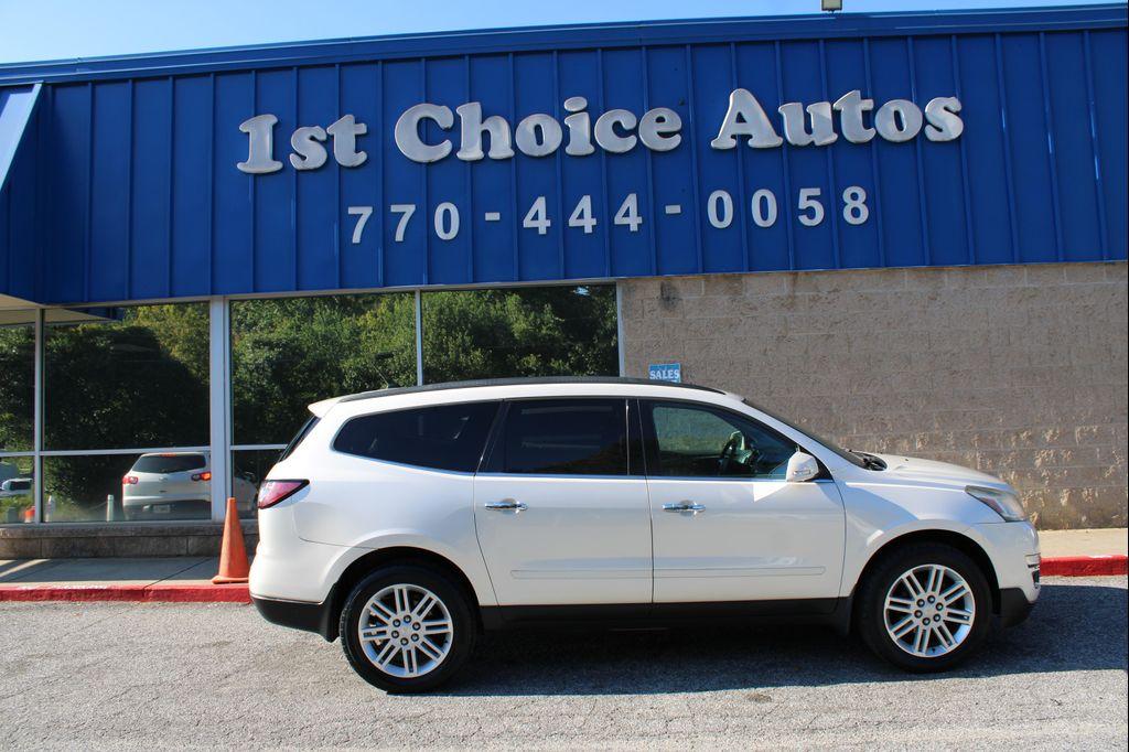 used 2015 Chevrolet Traverse car, priced at $9,999