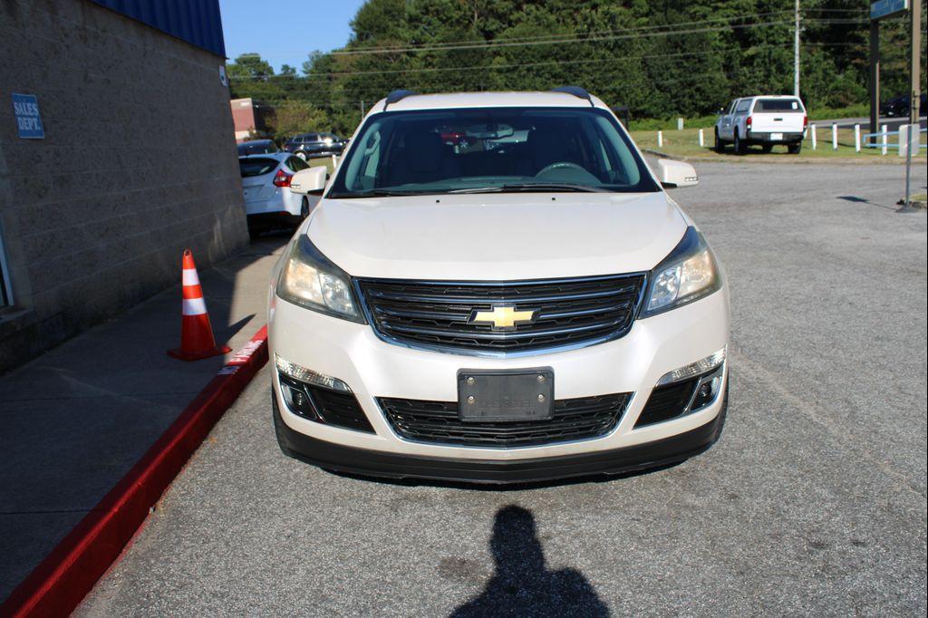 used 2015 Chevrolet Traverse car, priced at $9,999