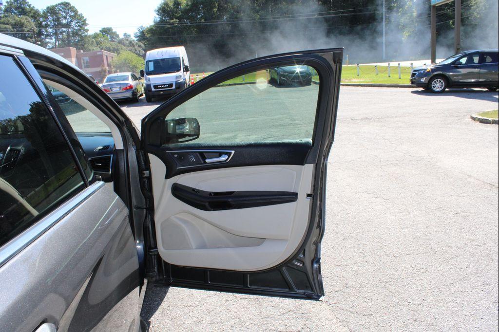 used 2019 Ford Edge car, priced at $12,999