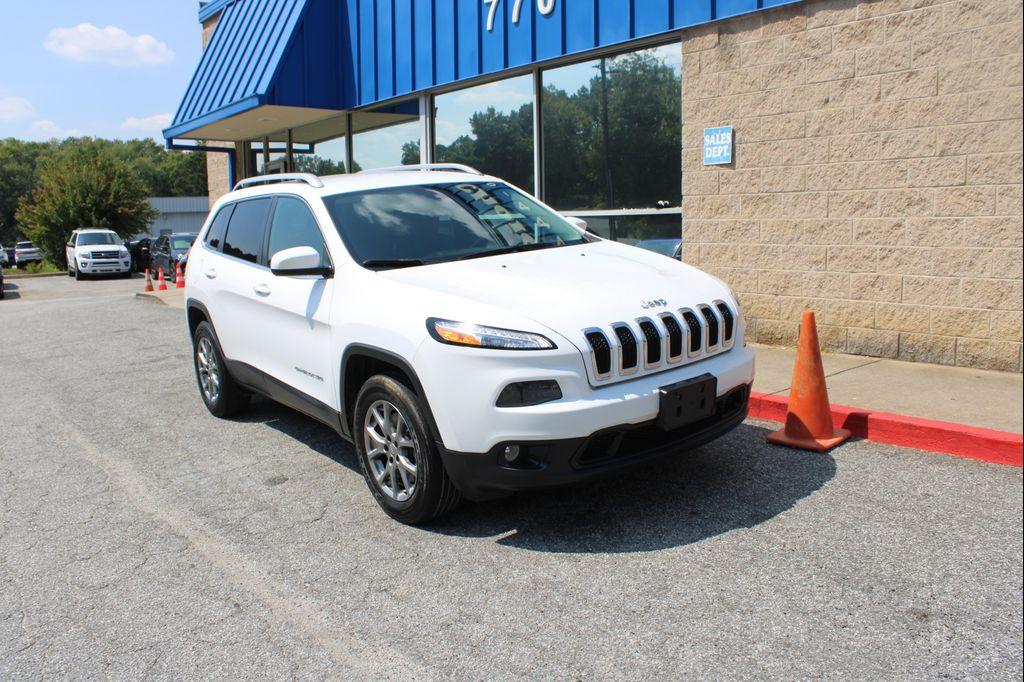 used 2018 Jeep Cherokee car, priced at $12,999