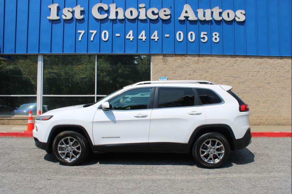 used 2018 Jeep Cherokee car, priced at $12,999