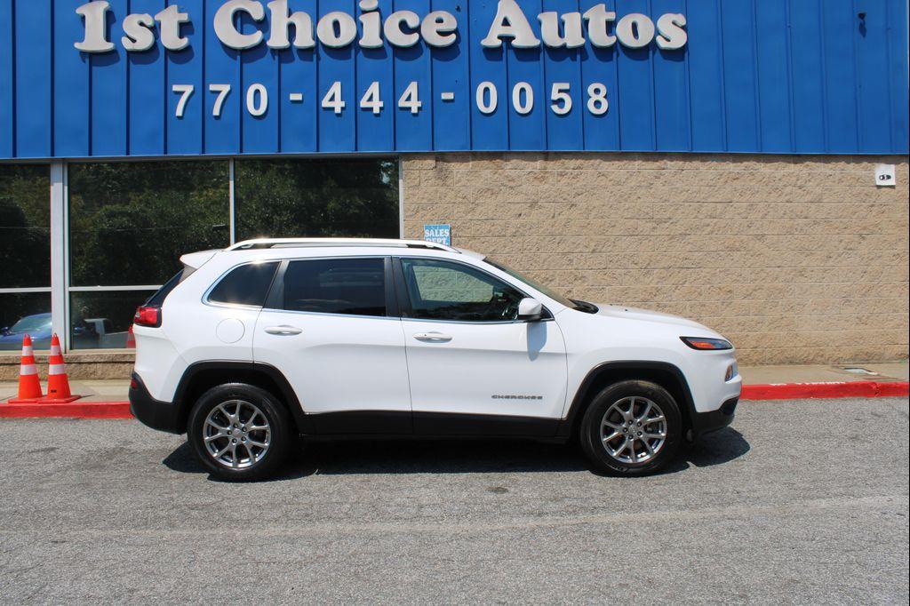 used 2018 Jeep Cherokee car, priced at $12,999