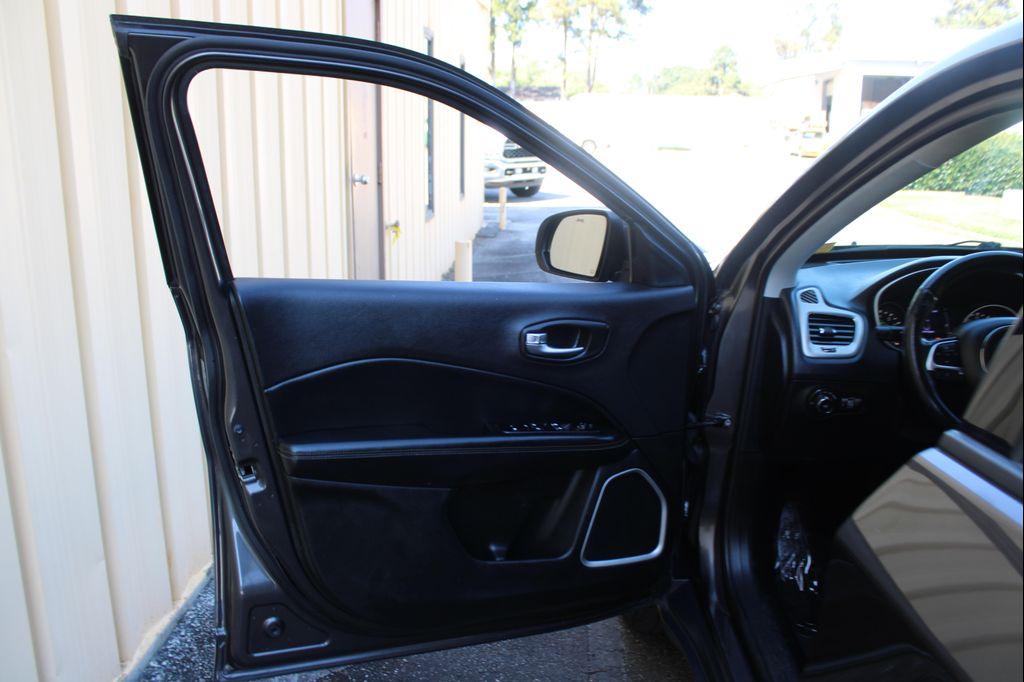 used 2017 Jeep New Compass car, priced at $9,999