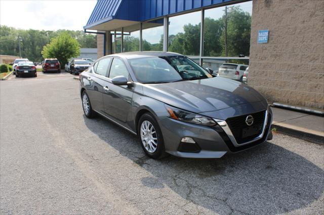 used 2022 Nissan Altima car, priced at $13,999