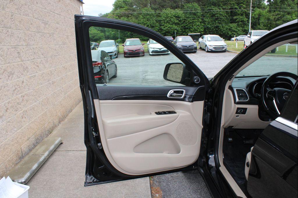 used 2020 Jeep Grand Cherokee car, priced at $15,999