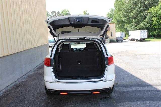 used 2014 Buick Enclave car, priced at $9,999