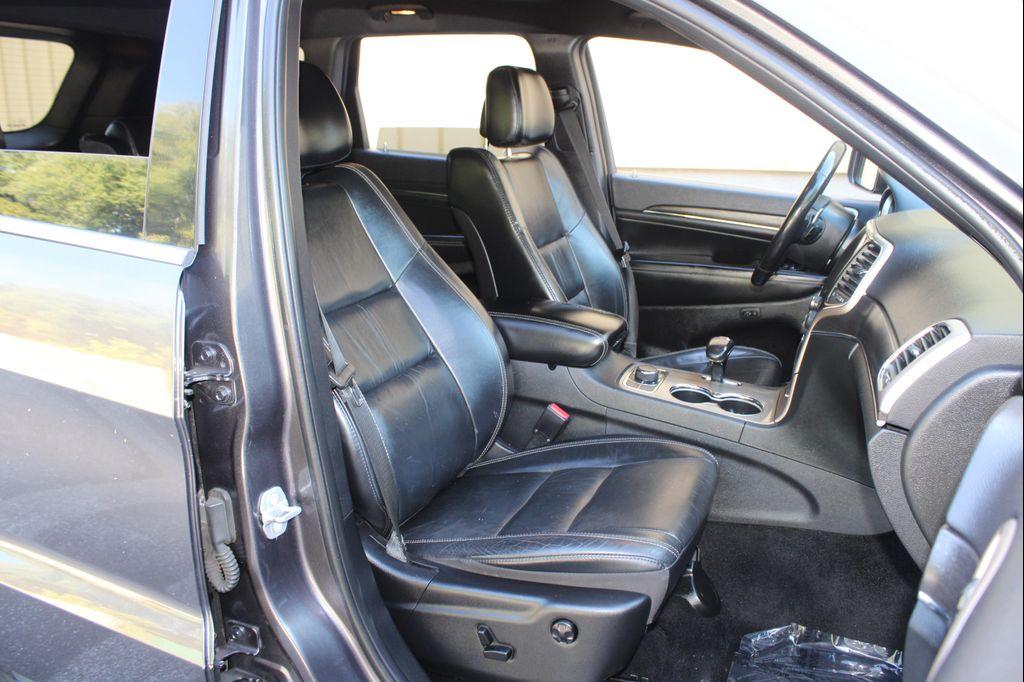 used 2015 Jeep Grand Cherokee car, priced at $9,999