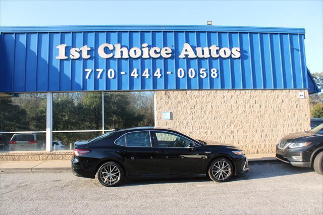 used 2021 Toyota Camry Hybrid car, priced at $16,999