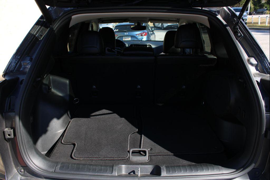 used 2020 Jeep Cherokee car, priced at $12,999