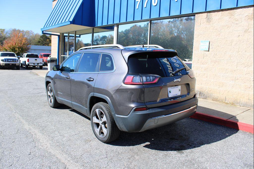 used 2020 Jeep Cherokee car, priced at $12,999