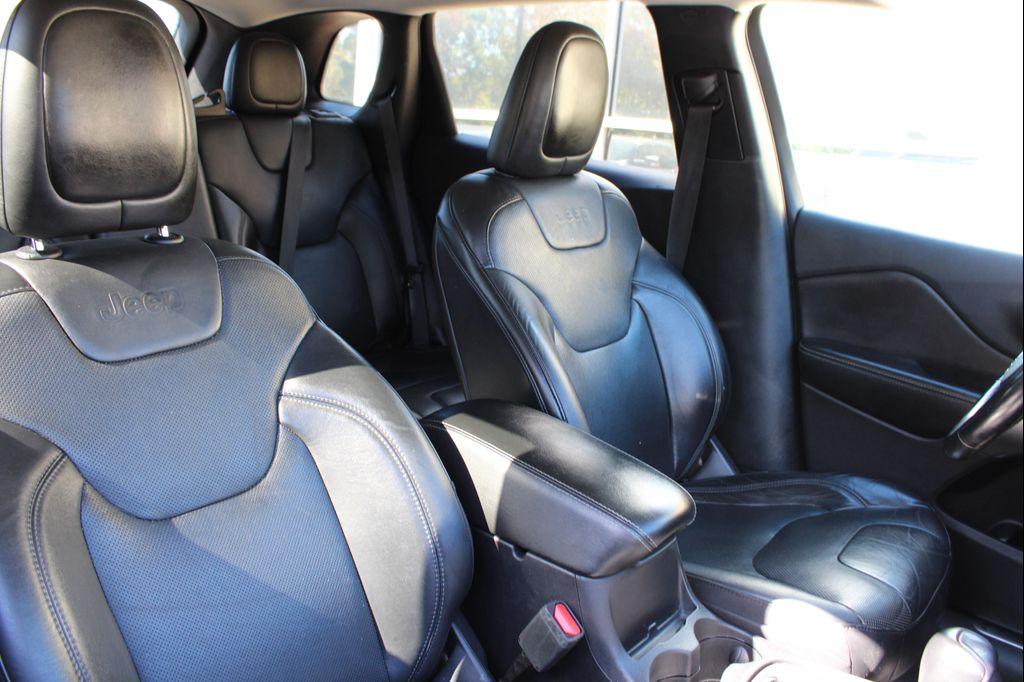 used 2020 Jeep Cherokee car, priced at $12,999