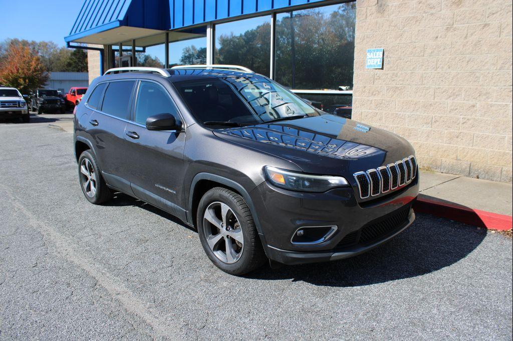 used 2020 Jeep Cherokee car, priced at $12,999