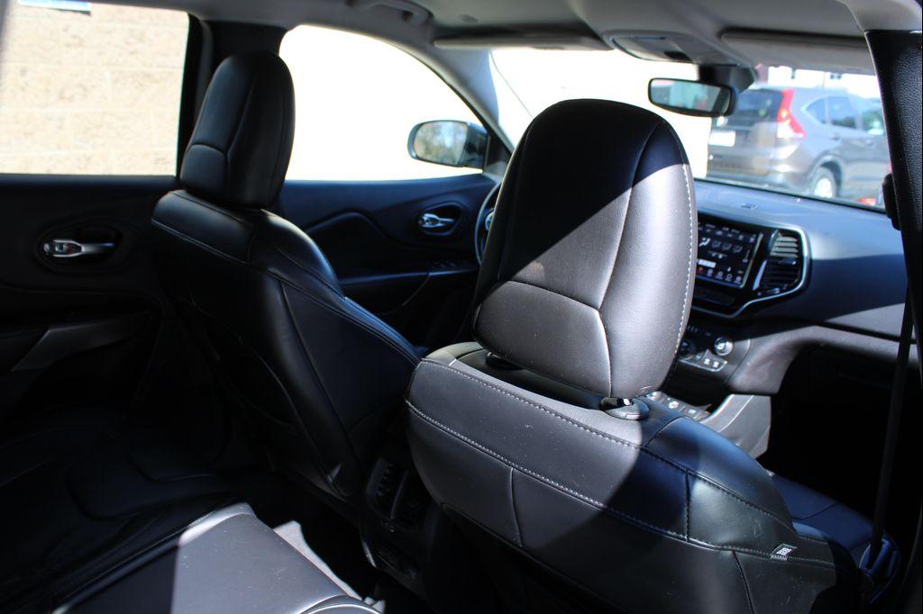 used 2020 Jeep Cherokee car, priced at $12,999