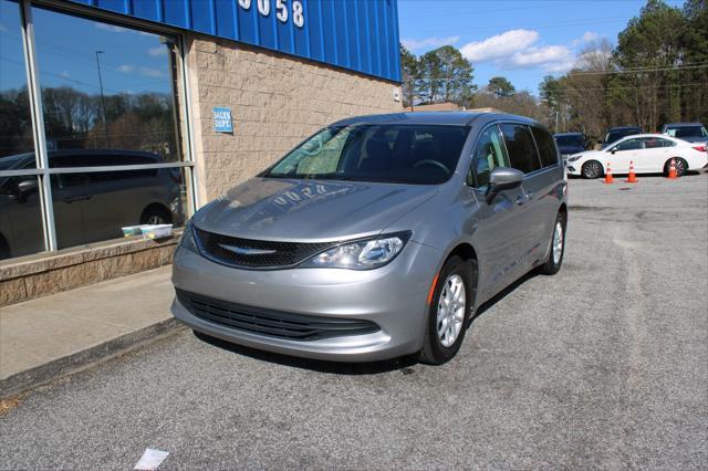 used 2018 Chrysler Pacifica car, priced at $13,999