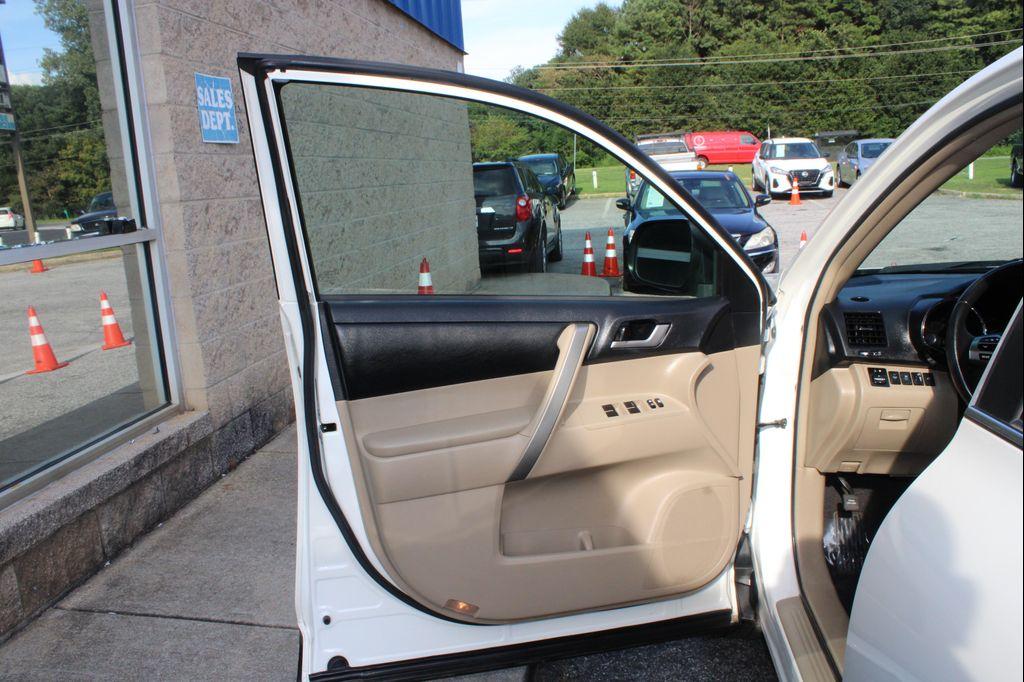 used 2012 Toyota Highlander car, priced at $9,898