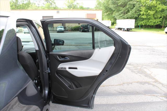 used 2022 Chevrolet Equinox car, priced at $15,999