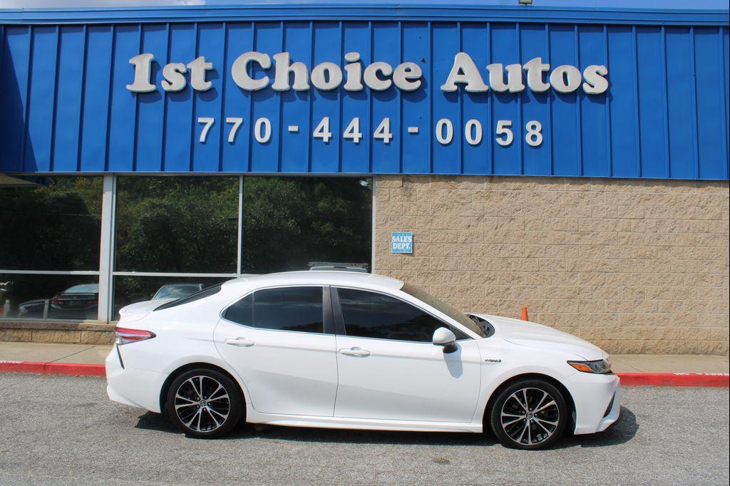 used 2018 Toyota Camry Hybrid car, priced at $15,999