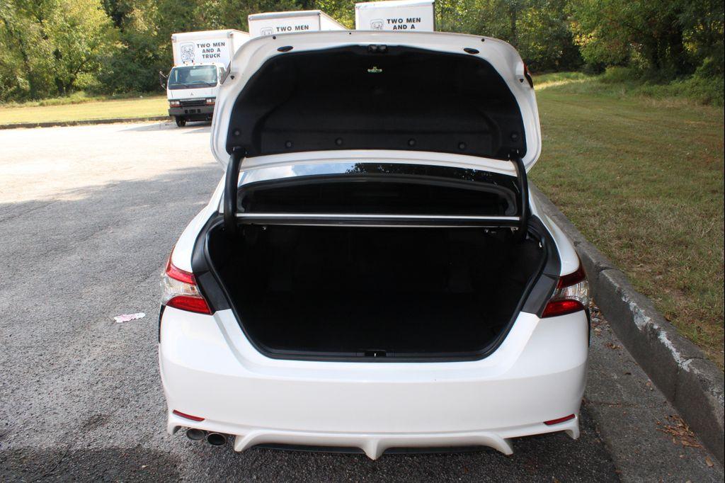 used 2018 Toyota Camry Hybrid car, priced at $15,999