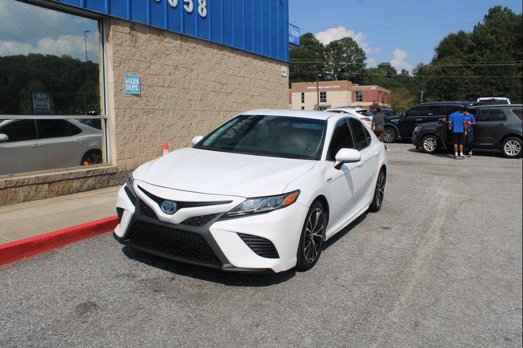 used 2018 Toyota Camry Hybrid car, priced at $15,999