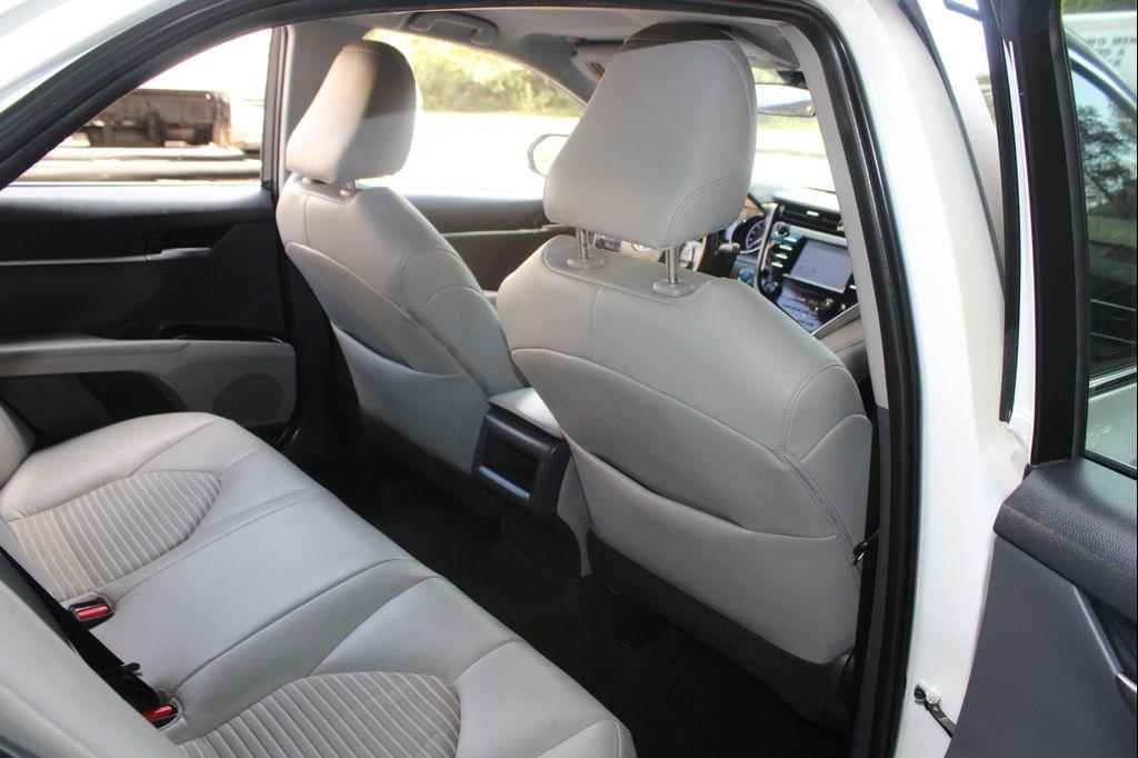 used 2018 Toyota Camry Hybrid car, priced at $15,999