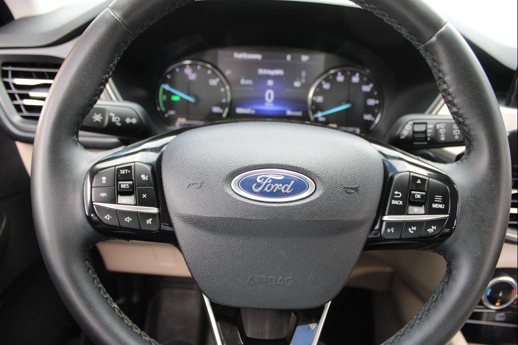 used 2022 Ford Escape car, priced at $13,899