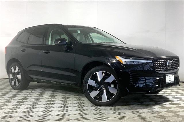 new 2025 Volvo XC60 Plug-In Hybrid car