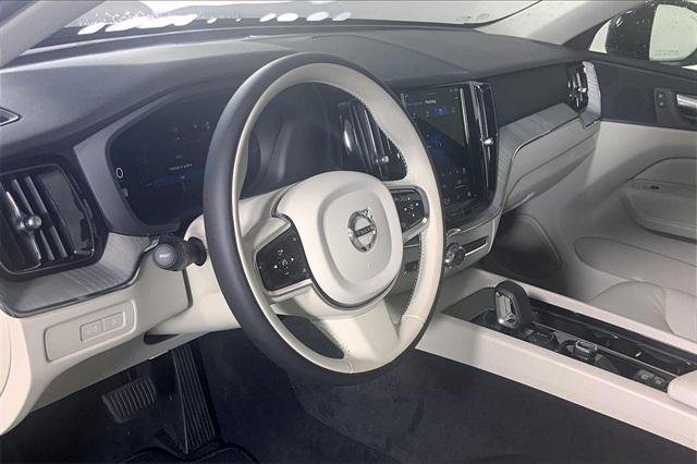new 2025 Volvo XC60 Plug-In Hybrid car